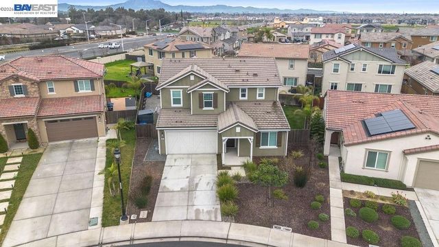 405 Avanti Way, Oakley, CA 94561