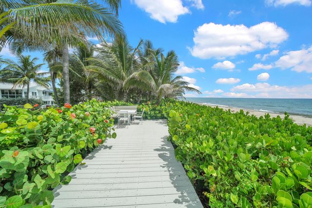 5500 OLD OCEAN Boulevard 108, Ocean Ridge, FL 33435