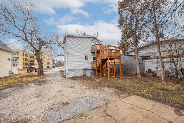 1007 S 1ST Avenue, Maywood, IL 60153