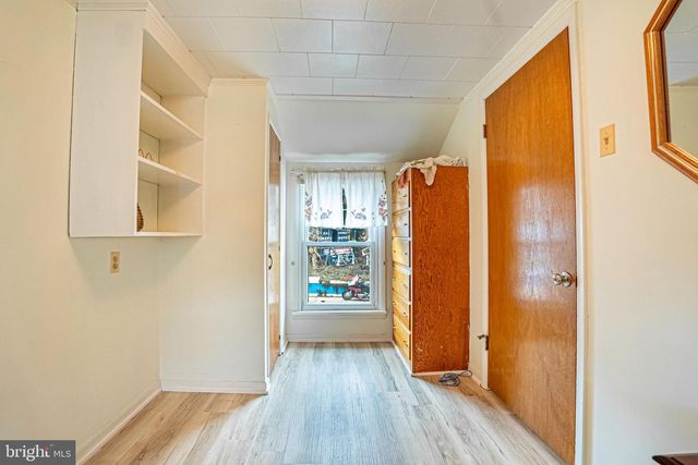 312 HAMMOND ST, Westernport, MD 21562