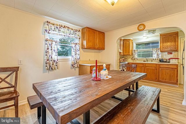 312 HAMMOND ST, Westernport, MD 21562