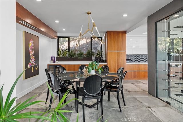 3020 Hollyridge Drive, Los Angeles, CA 90068