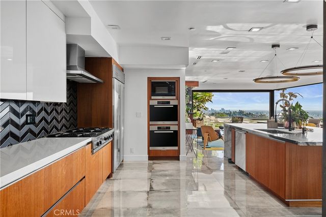 3020 Hollyridge Drive, Los Angeles, CA 90068