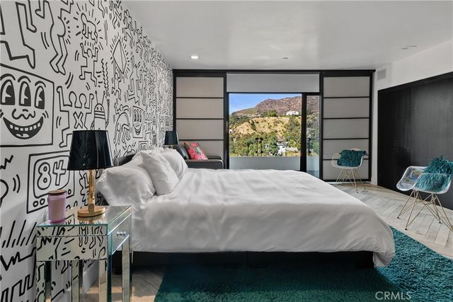 3020 Hollyridge Drive, Los Angeles, CA 90068