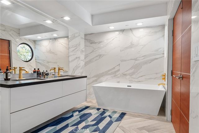 3020 Hollyridge Drive, Los Angeles, CA 90068