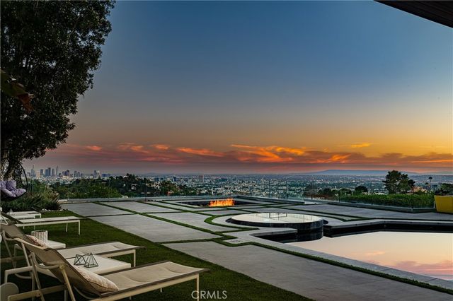 3020 Hollyridge Drive, Los Angeles, CA 90068