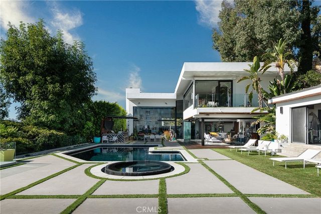 3020 Hollyridge Drive, Los Angeles, CA 90068