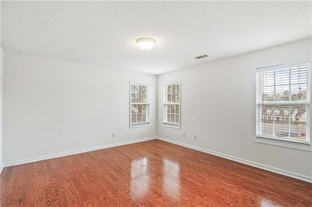 136 Baldwin Court, Newnan, GA 30263