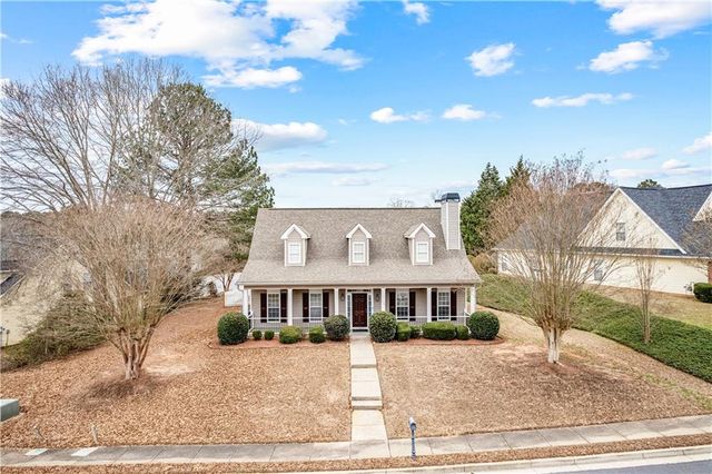 136 Baldwin Court, Newnan, GA 30263
