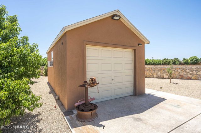 8366 Rancho Vista Loop, La Mesa, NM 88044