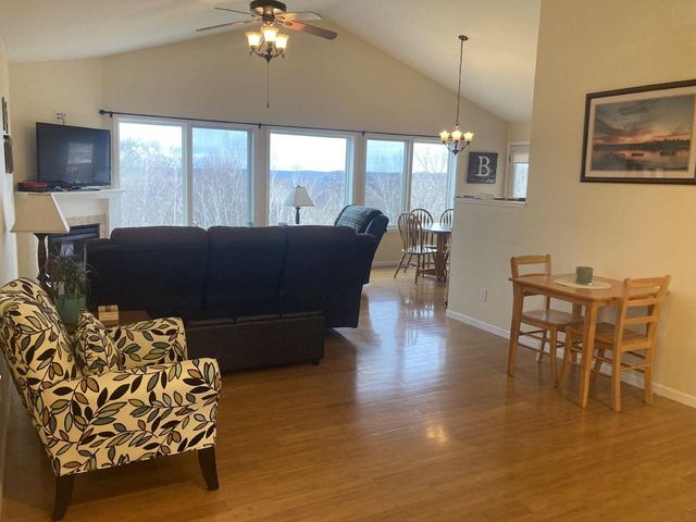 w3676 Highland DRIVE, La Crosse, WI 54601
