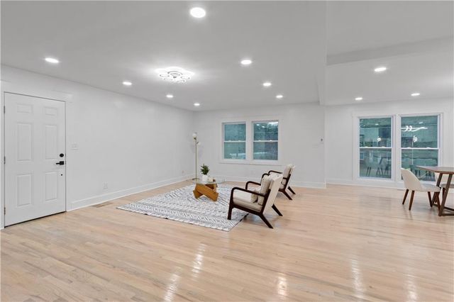 4307 Cedar Wood SW Drive, Lilburn, GA 30047