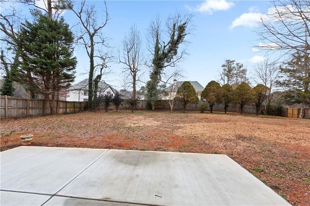 4307 Cedar Wood SW Drive, Lilburn, GA 30047