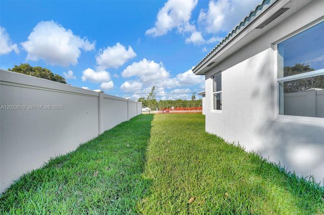 27210 SW 159th Path 10, Homestead, FL 33031