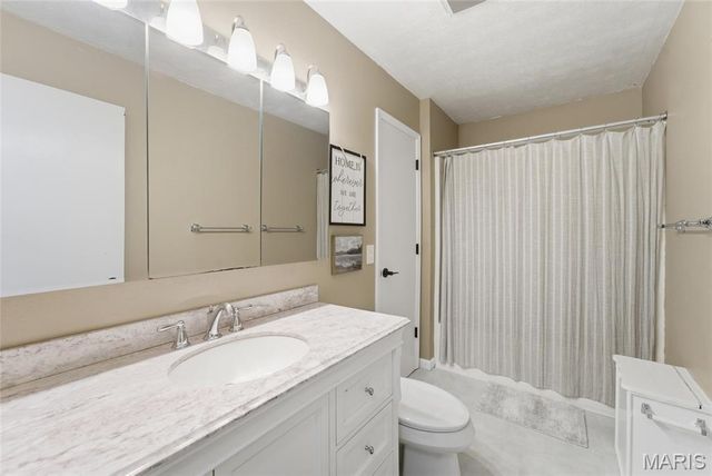 1455 Ladd Avenue, Edwardsville, IL 62025