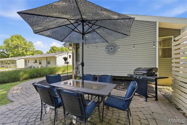 1455 Ladd Avenue, Edwardsville, IL 62025