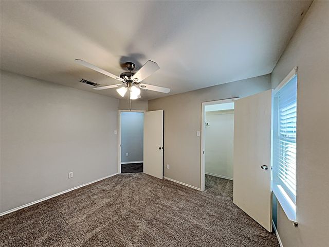 501 Marybeth Drive, Burleson, TX 76028