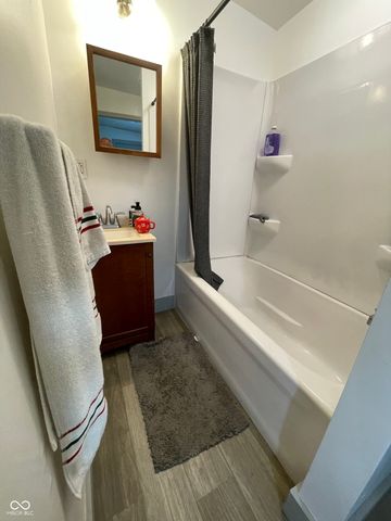 215 E Laurel Street, Seymour, IN 47274