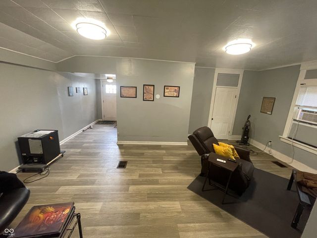 215 E Laurel Street, Seymour, IN 47274