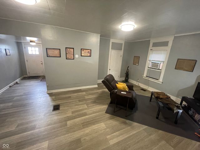 215 E Laurel Street, Seymour, IN 47274