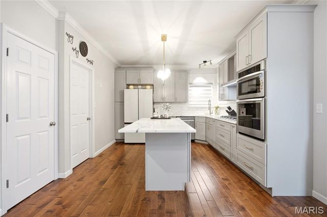 308 Graywynd Court, Lake St Louis, MO 63367
