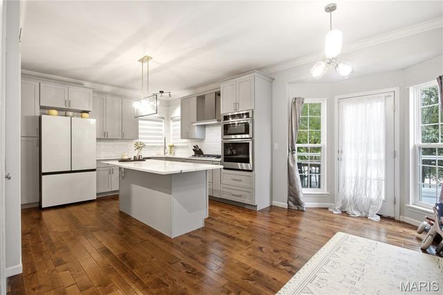 308 Graywynd Court, Lake St Louis, MO 63367