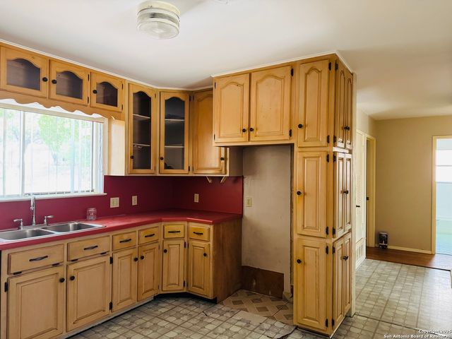 4506 Hollyridge, San Antonio, TX 78228