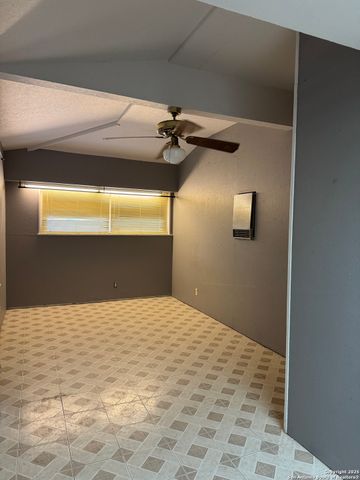 4506 Hollyridge, San Antonio, TX 78228