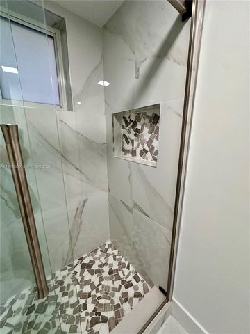 1629 SW 3rd St 5, Miami, FL 33135