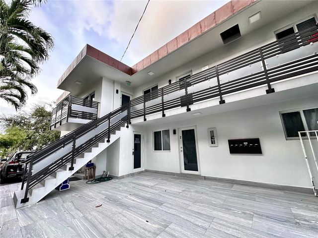 1629 SW 3rd St 5, Miami, FL 33135