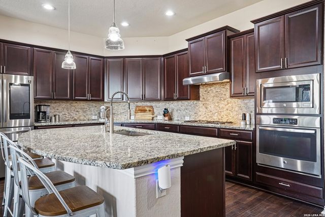 25322 Pleasant Beach, San Antonio, TX 78255