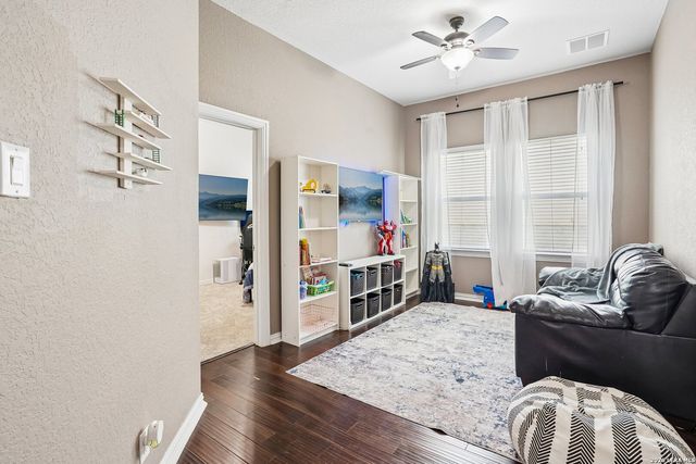 25322 Pleasant Beach, San Antonio, TX 78255