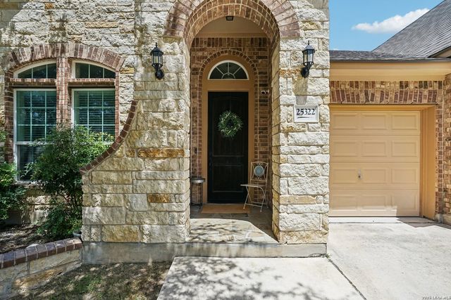 25322 Pleasant Beach, San Antonio, TX 78255