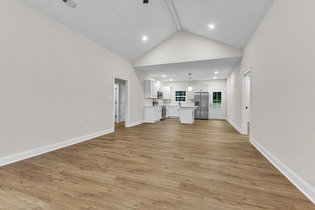 68 Mill Creek Drive, Smiths Station, AL 36877