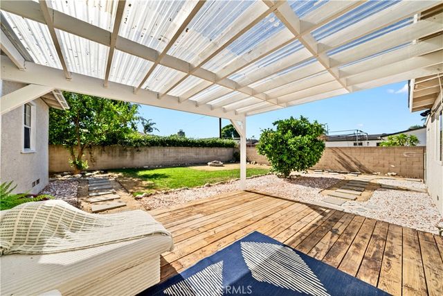 925 E Florence, West Covina, CA 91790