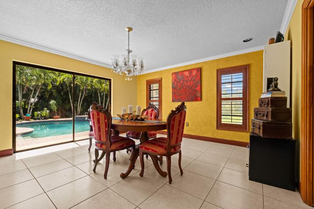 10010 NW 135th Street, Hialeah Gardens, FL 33018