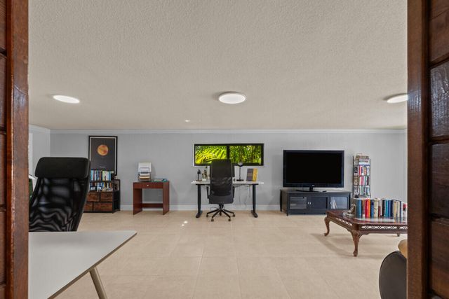 10010 NW 135th Street, Hialeah Gardens, FL 33018
