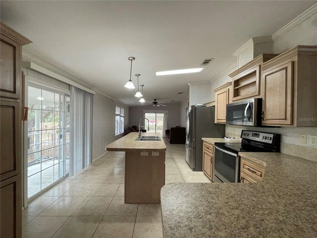 7690 SE 193RD AVENUE, Morriston, FL 32668