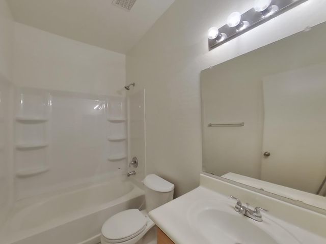 442 E Cheyenne Road, San Tan Valley, AZ 85143