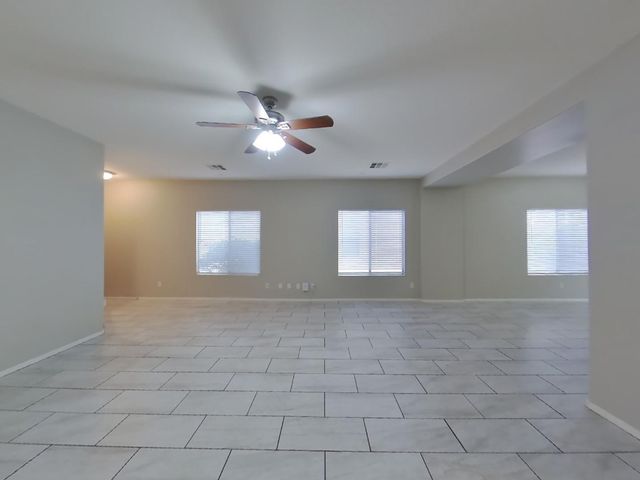 442 E Cheyenne Road, San Tan Valley, AZ 85143