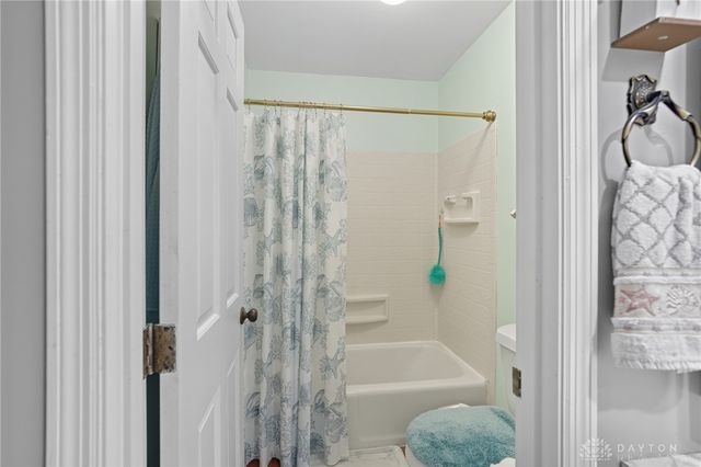 40 Nicholson Court, Dayton, OH 45459