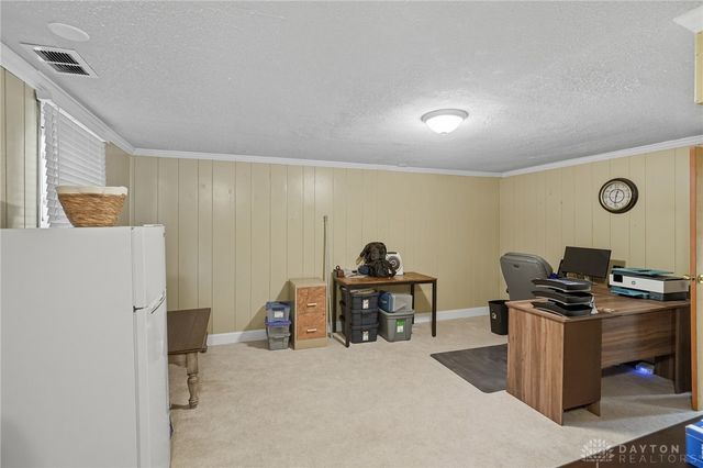 40 Nicholson Court, Dayton, OH 45459