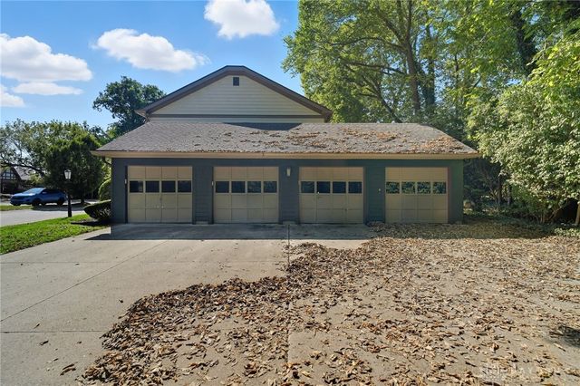 40 Nicholson Court, Dayton, OH 45459