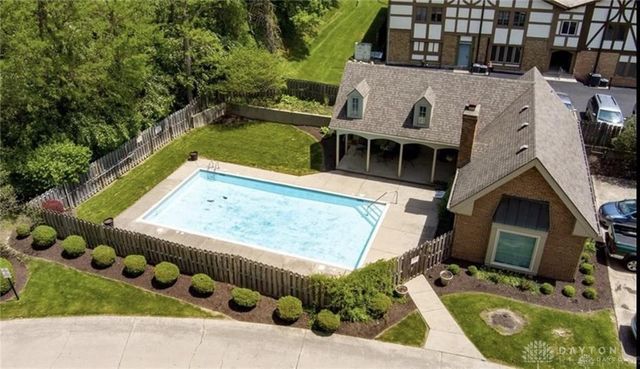 40 Nicholson Court, Dayton, OH 45459