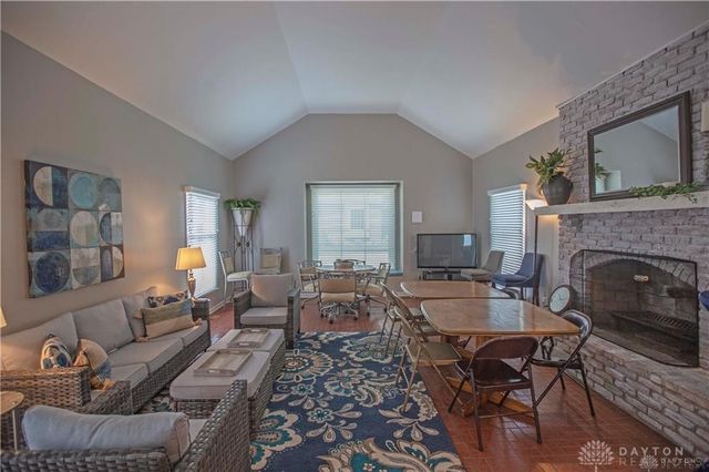 40 Nicholson Court, Dayton, OH 45459