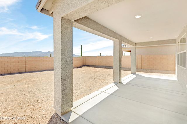 5634 W Carillon Ridge Lane, Marana, AZ 85743