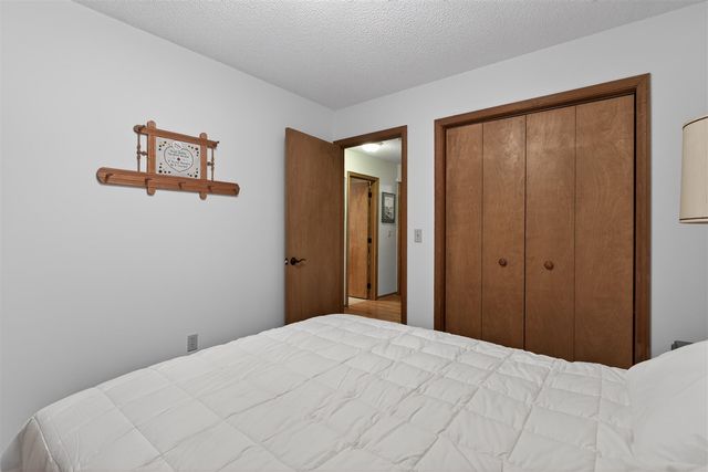 769 Bellflower, Brooklyn, MI 49230