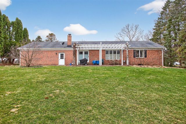 769 Bellflower, Brooklyn, MI 49230