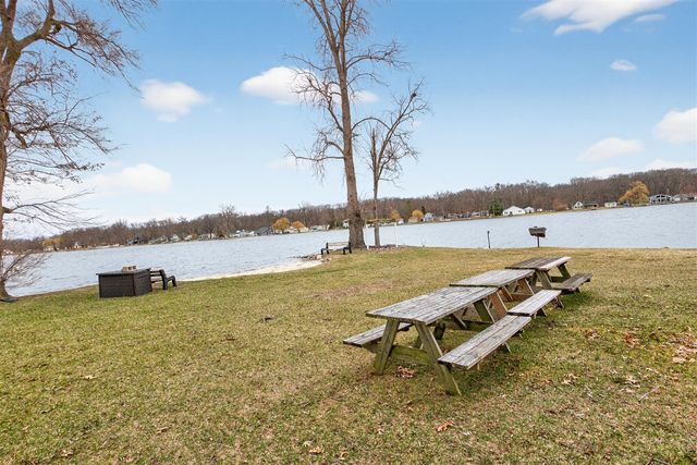 769 Bellflower, Brooklyn, MI 49230