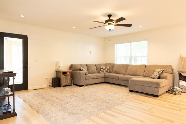 738 Cohutta Street, Chatsworth, GA 30705